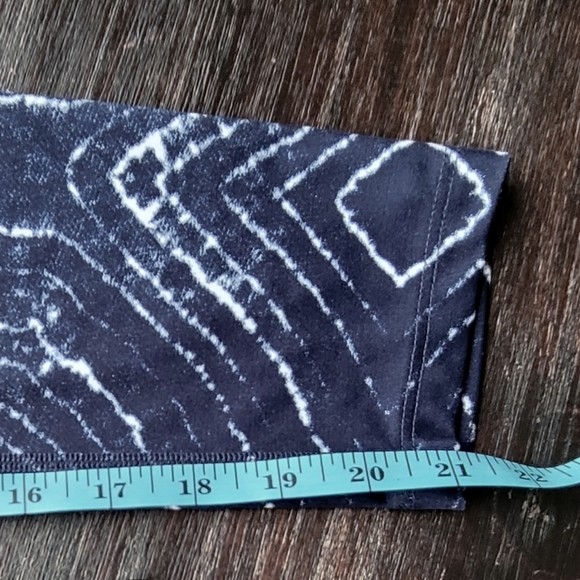 Beyond Yoga Leggings High Waist Lux Print XS - Picture 7 of 7